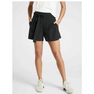 Athleta Skyline shorts